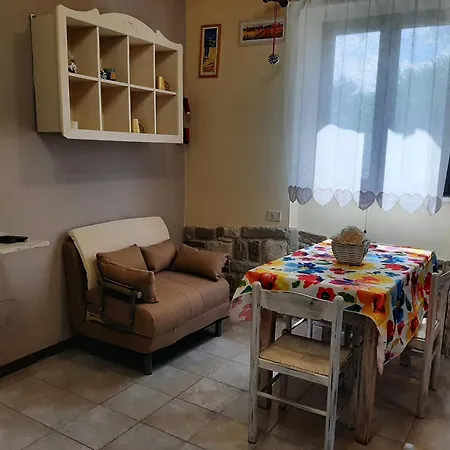 アパート Finetti グッビオ