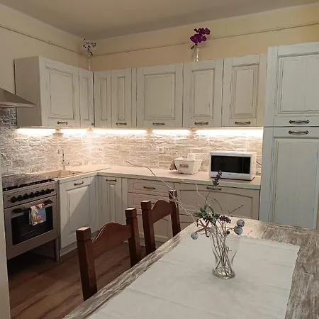 Finetti * グッビオ