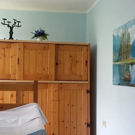 Finetti グッビオ