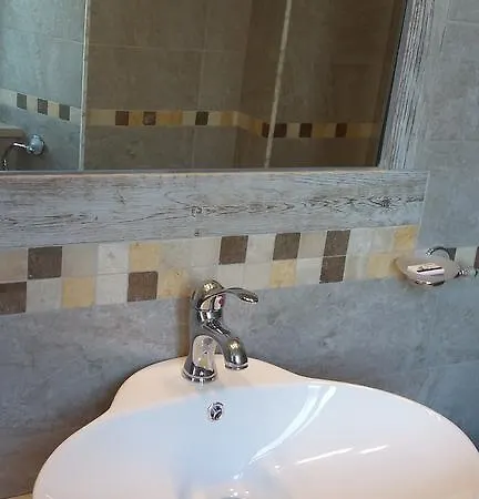 Finetti グッビオ