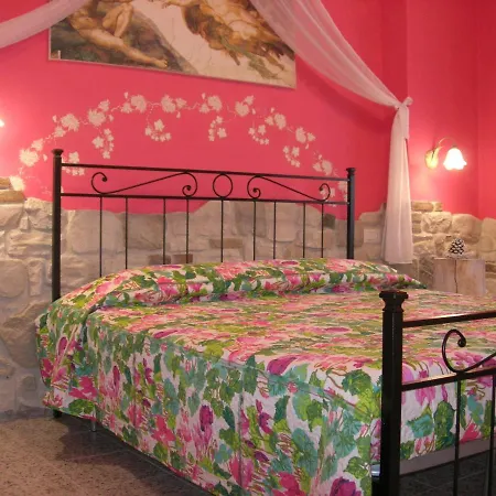 Finetti グッビオ